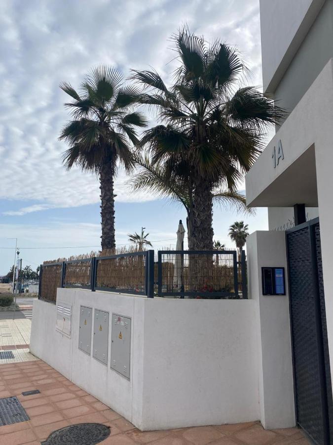 Apartamento Sealine Torrox Costa By The Beach Málaga Exterior foto